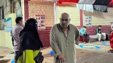 انتخابات مجلس النواب 2025.. توافد الناخبين كبار السن على لجان الجيزة بكثافة انتخابات مجلس النواب 2025.. توافد الناخبين كبار السن على لجان الجيزة بكثافة