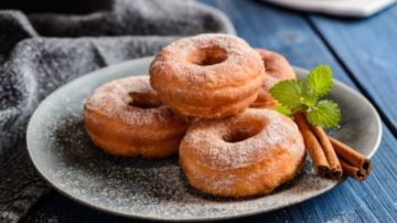 بدون مجهود وبمكونين .. طريقة عمل الدوناتس في المنزل بدون مجهود وبمكونين .. طريقة عمل الدوناتس في المنزل