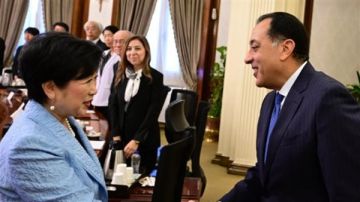 رئيس الوزراء يلتقى محافظ طوكيو والوفد المرافق لها رئيس الوزراء يلتقى محافظ طوكيو والوفد المرافق لها