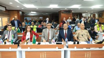 محافظ الجيزة يتابع انتظام فتح جميع اللجان في أول أيام انتخابات مجلس النواب محافظ الجيزة يتابع انتظام فتح جميع اللجان في أول أيام انتخابات مجلس النواب