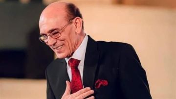 نقابة المهن التمثيلية تكشف آخر تطورات الحالة الصحية للفنان محمد صبحي نقابة المهن التمثيلية تكشف آخر تطورات الحالة الصحية للفنان محمد صبحي