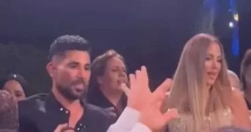 أحمد سعد يحضر زفاف ابن ريم مصطفى فى أول ظهور له بعد تعرضه لحادث