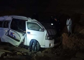 بالإسماء.. إصابة 13 شخصا في انقلاب ميكروباص بمنطقة الرسوة ببورسعيد بالإسماء.. إصابة 13 شخصا في انقلاب ميكروباص بمنطقة الرسوة ببورسعيد