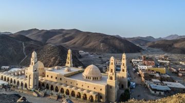 عودة التيار الكهربائي لقرى الشيخ الشاذلي وبرنيس بعد تحسن الأحوال الجوية بمرسى علم عودة التيار الكهربائي لقرى الشيخ الشاذلي وبرنيس بعد تحسن الأحوال الجوية بمرسى علم