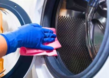 للتخلص من العفن والبكتيريا.. خطوات تنظيف الغسالة بفعالية