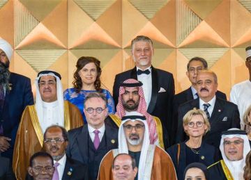 نيابة عن الملك وولي العهد.. وزير الثقافة السعودي يشارك في حفل افتتاح المتحف المصري الكبير (صور)