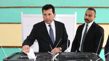 وزير الرياضة يدلي بصوته في انتخابات مجلس النواب 2025