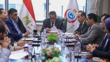 وزير الصحة يتابع ضوابط صرف الأجهزة التعويضية ضمن منظومة التأمين الصحي الشامل وزير الصحة يتابع ضوابط صرف الأجهزة التعويضية ضمن منظومة التأمين الصحي الشامل