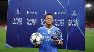 مبابي أفضل لاعب في الجولة الخامسة من دوري أبطال أوروبا مبابي أفضل لاعب في الجولة الخامسة من دوري أبطال أوروبا