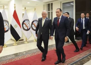 مدبولي يشهد مراسم توقيع اتفاقية وثيقة تسليم المضبوطات الذهبية للبنك المركزي المصري