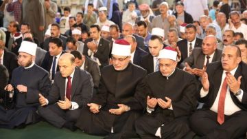 مفتي الجمهورية في كفر الشيخ: العيد القومي مناسبة لاستلهام دروس التاريخ صور