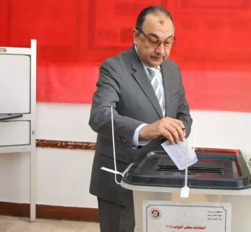 وزير قطاع الأعمال العام: البرلمان شريك أساسي في مسيرة التنمية والبناء