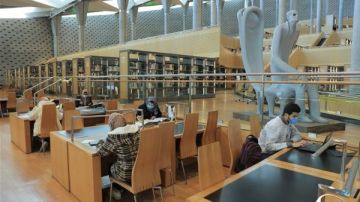 تصل لـ50 ألف جنيه.. انطلاق الدورة الثانية من جائزة القراءة الكبرى 