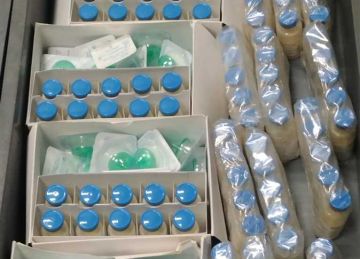 تعويضات ومستحقات تقدر بـ 2.1 مليون جنيه.. إحباط تهريب أدوية بشرية من جدة عبر مطار الإسكندرية (صور)