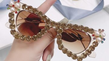 حكم لبس الرجال أو النساء لنظارة من الذهب؟.. الإفتاء تجيب