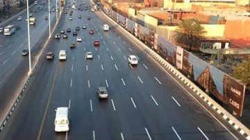 قبل ما تخرج من البيت.. اعرف الطرق المغلقة اليوم بسبب افتتاح المتحف المصري الكبير