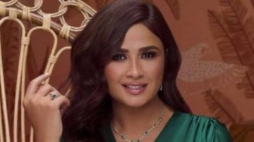 ياسمين عبد العزيز: أنا مركزة في عملي وليس لدي ارتباط