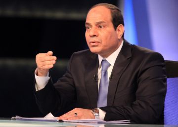 السيسي يرد على فيديوهات تزوير الانتخابات في مصر.. ويطالب بتدخل عاجل السيسي يرد على فيديوهات تزوير الانتخابات في مصر.. ويطالب بتدخل عاجل