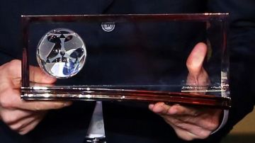 بعد اختيار هدفه في شباك الأهلي.. كيف يفوز عمرو ناصر بجائزة بوشكاش؟ بعد اختيار هدفه في شباك الأهلي.. كيف يفوز عمرو ناصر بجائزة بوشكاش؟