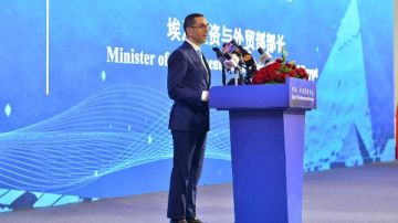 حسن الخطيب بمنتدى الأعمال المصري الصيني: وافقنا على زيادة مساحة المنطقة الصناعية الصينية بقناة السويس