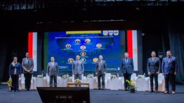 رئيس جامعة طنطا يفتتح مؤتمر الأطباء المقيمين بمستشفيات الجامعة نحو مستقبل أفضل رئيس جامعة طنطا يفتتح مؤتمر الأطباء المقيمين بمستشفيات الجامعة نحو مستقبل أفضل