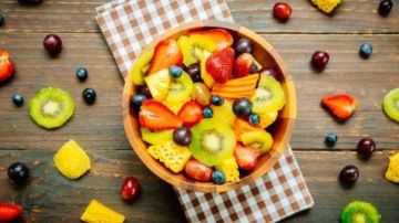 فواكه الموسم.. صيدلية طبيعية تقاوم أمراض الخريف والشتاء