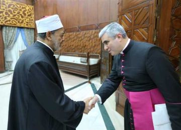 الإمام الأكبر: الأزهر والفاتيكان يقدمان نموذجا للحوار الديني الراسخ في خدمة السلام والأخوة الإنسانية