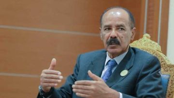 الرئيس الإريتري: التدخلات الخارجية من عوامل عدم الاستقرار في منطقة القرن الإفريقي الرئيس الإريتري: التدخلات الخارجية من عوامل عدم الاستقرار في منطقة القرن الإفريقي