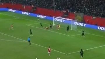 تريزيجيه يسجل هدف التعادل للأهلي في مرمى الجيش الملكي المغربي