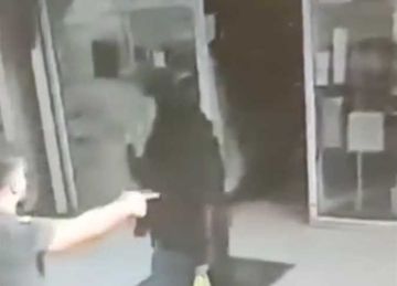 صفعها على وجهها فسقطت أرضا.. ضبط المتهم بالتعدي على مسنة بشارع في الزقازيق