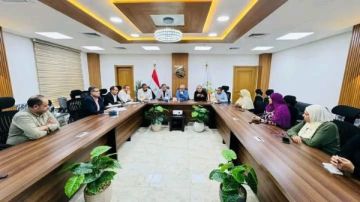 مسئولو الإسكان يتابعون ملف التقنين ومعدلات التنفيذ بالأراضي المضافة بالعبور الجديدة مسئولو الإسكان يتابعون ملف التقنين ومعدلات التنفيذ بالأراضي المضافة بالعبور الجديدة