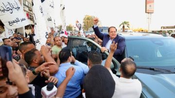 مسيرة حاشدة .. أهالي الجيزة يحتفون بالنائب محمد أبو العينين بالانتخابات البرلمانية مسيرة حاشدة .. أهالي الجيزة يحتفون بالنائب محمد أبو العينين بالانتخابات البرلمانية