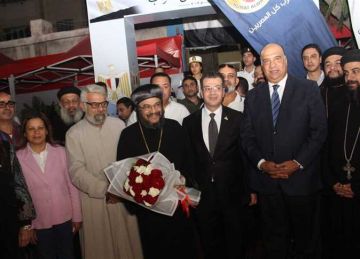  مصر نسيج واحد .. أقباط ومسلمون يشاركون في انتخابات النواب بالاسكندرية قبل غلق اللجان (صور)