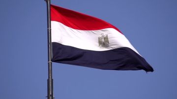 إعلامي مصري شهير يهاجم مدير وكالة الاستخبارات الأمريكية الأسبق ويطالبه بالإعتذار (فيديو)