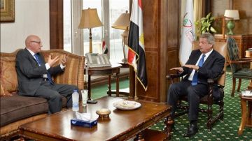 رئيس الأعلى للإعلام يبحث مع الأمين المساعد للجامعة العربية استعدادات انعقاد الدورة 55 لوزراء الإعلام العرب