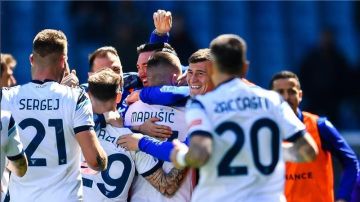 لاتسيو يهزم كالياري بثنائية في الدوري الإيطالي