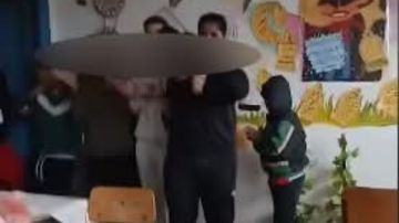 تفاجأت.. أول تعليق من معلمة الإسكندرية على قرارات الوزير ضد طلاب متجاوزين