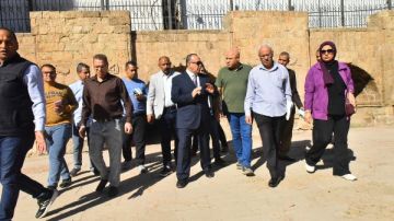 محافظ أسيوط يتفقد قنطرة المجذوب الأثرية وتوجيهات فورية بترميم نقوشها