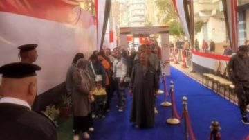 منذ الصباح الباكر وفور فتح باب التصويت.. توافد المواطنين للمشاركة في انتخابات مجلس النواب بفاقوس الشرقية منذ الصباح الباكر وفور فتح باب التصويت.. توافد المواطنين للمشاركة في انتخابات مجلس النواب بفاقوس الشرقية