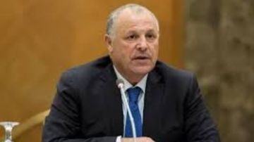 اتحاد الكرة ينعى نجم الزمالك الراحل محمد صبري اتحاد الكرة ينعى نجم الزمالك الراحل محمد صبري