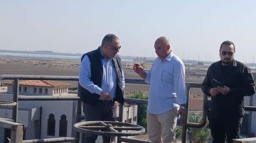 رئيس مياه القناة يفاجئ محطة معالجة صرف صحي بور فؤاد في بورسعيد