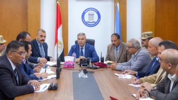 محافظ الإسكندرية يواصل متابعة سير انتخابات مجلس النواب 2025