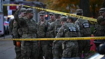 إدارة ترامب تدرس ترحيل عائلة مواطن أفغاني مشتبه به في حادث الحرس الوطني