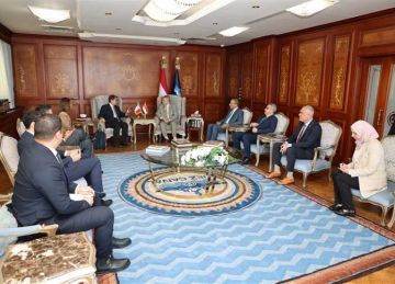 الفريق أسامة ربيع: تحسن مؤشرات الملاحة بقناة السويس خلال أكتوبر الماضي