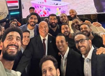 لاعبو سلة الاتحاد السكندرى يدعمون مصيلحي قبل انتخابات النواب