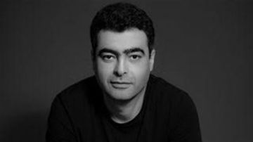 هشام نزيه يتألق في مهرجان صدى الأهرامات بحفل الألحان الخالدة