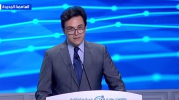 وزير الثقافة: مسارح المواجهة والتجول تجوب نحو 170 قرية وزير الثقافة: مسارح المواجهة والتجول تجوب نحو 170 قرية