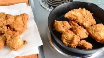 6 حيل بسيطة لتقليل امتصاص الطعام للزيت.. عشان تحافظي على صحتك