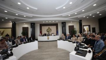 أخبار أسوان حملة لإزالة التعديات.. ومتابعة ملفات التقنين والتصالح ومشروعات الطرق