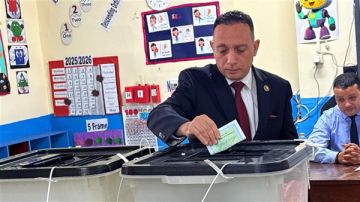 فريدي البياضي يدلي بصوته في انتخابات مجلس النواب 2025